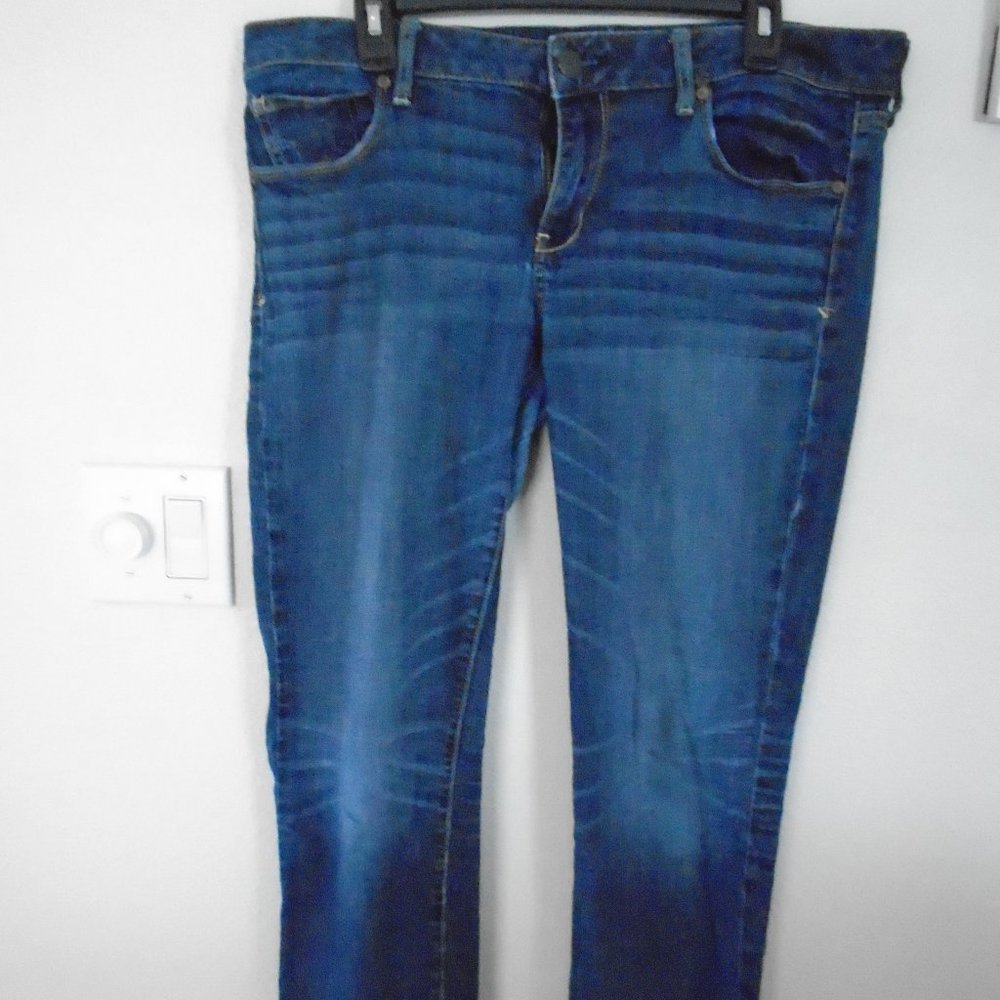 Ladies Size 14 American Eagle Jeans